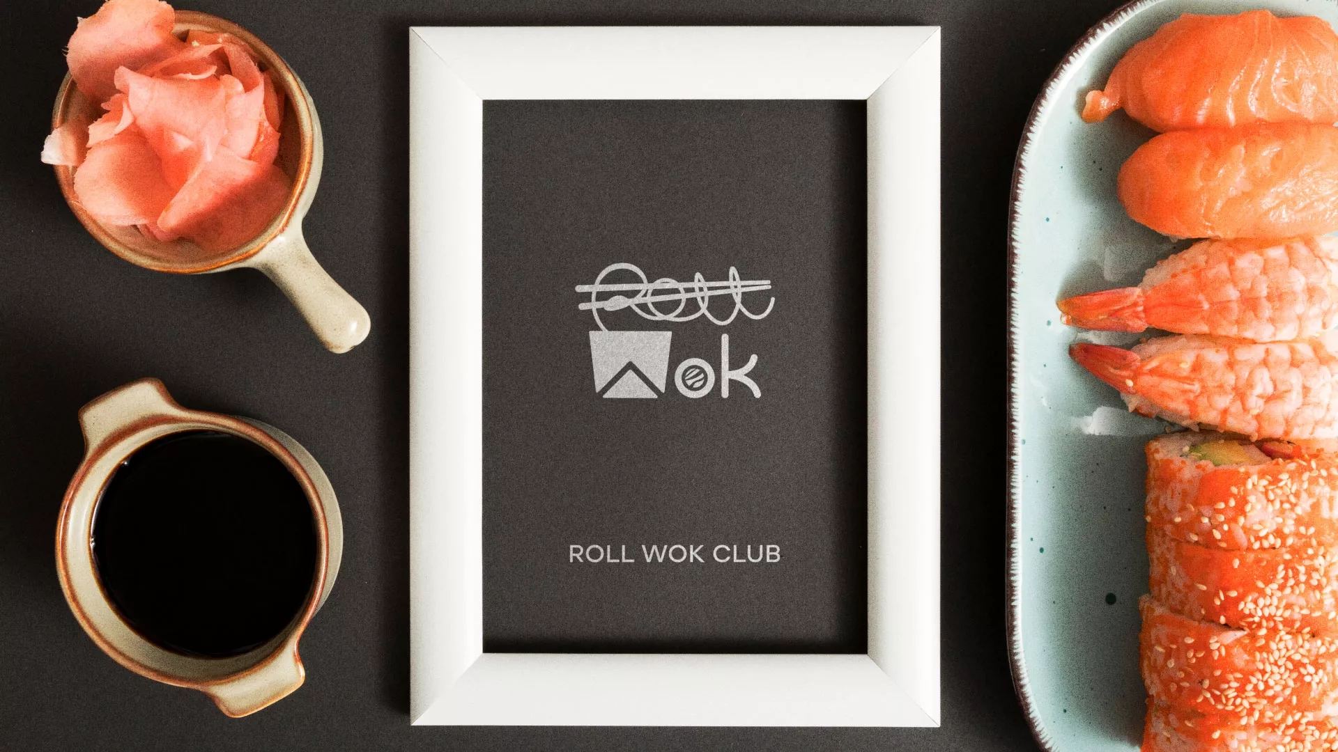 Разработка логотипа суши-бара «Roll Wok Club» в Луге